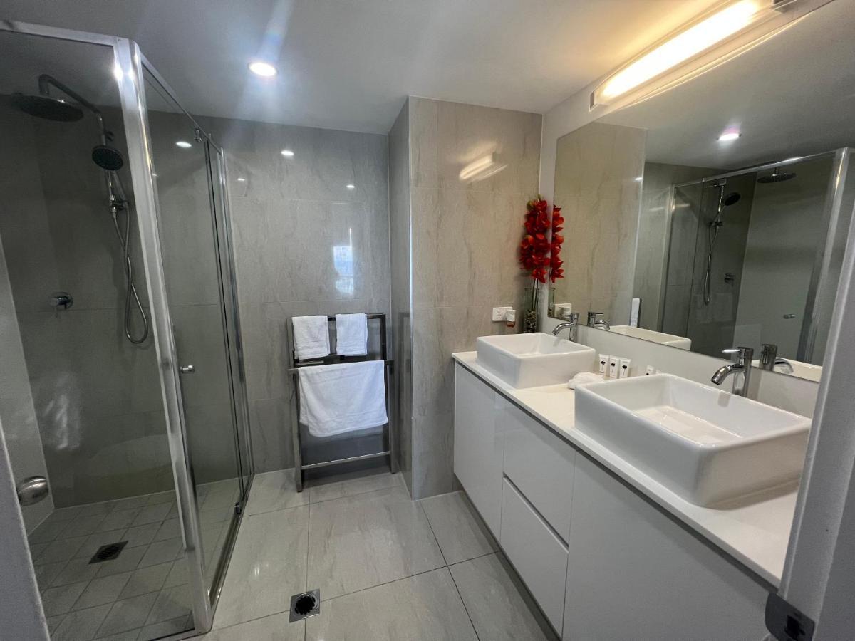 Stunning 2 Bedroom Ocean View Apartment Gold Coast Esterno foto