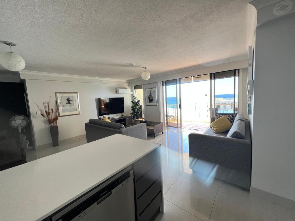 Stunning 2 Bedroom Ocean View Apartment Gold Coast Esterno foto