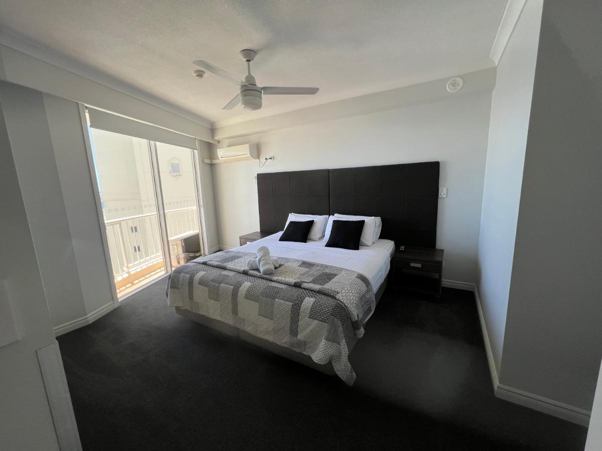 Stunning 2 Bedroom Ocean View Apartment Gold Coast Esterno foto
