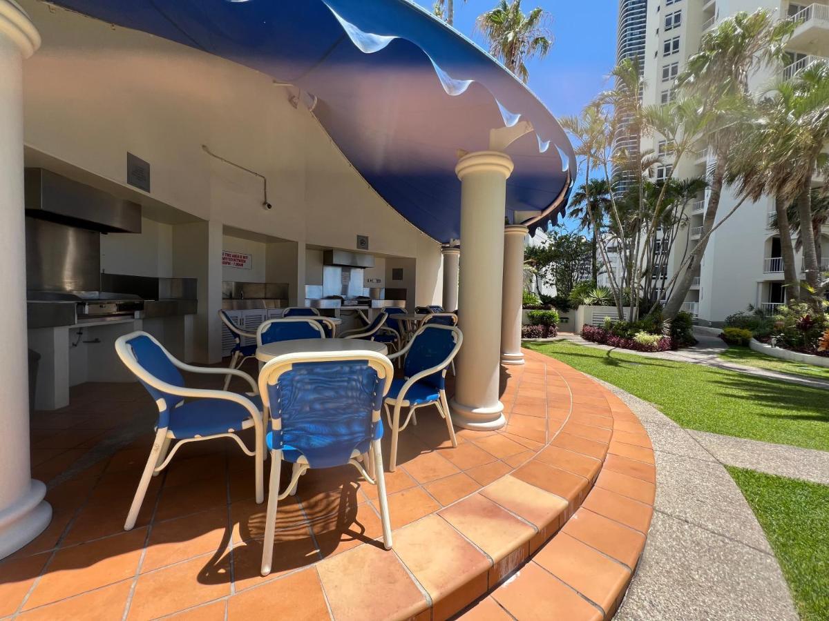Stunning 2 Bedroom Ocean View Apartment Gold Coast Esterno foto